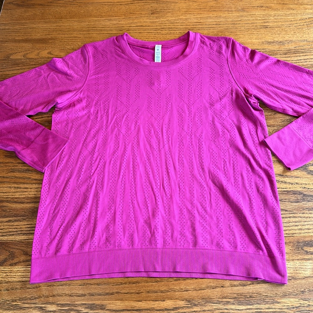 Lululemon Swiftly Breathe Long Sleeve 12 Ripened Raspberry